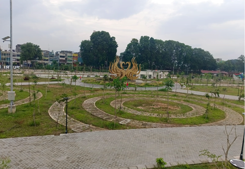rth angsoduo atau taman putri pinang masak jambi.