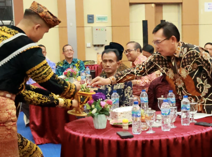 Resepsi Hari Jadi Kota Sungai Penuh ke-15. Foto: Oga/Jambiseru.com Resepsi Hari Jadi Kota Sungai Penuh ke-15. Foto: Oga/Jambiseru.com