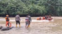 Tim gabungan saat melakukan pencarian. Foto: Oga/Jambiseru.com