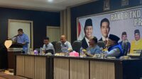 Ketua TKD Prabowo-Gibran Kabupaten Merangin, Herman Efendi saat memberikan kata sambutan pada Rakor bersama tim dan relawan. Sabtu (13/01/2024) malam.