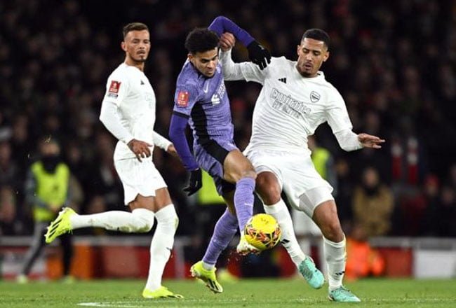liverpool tekuk arsenal