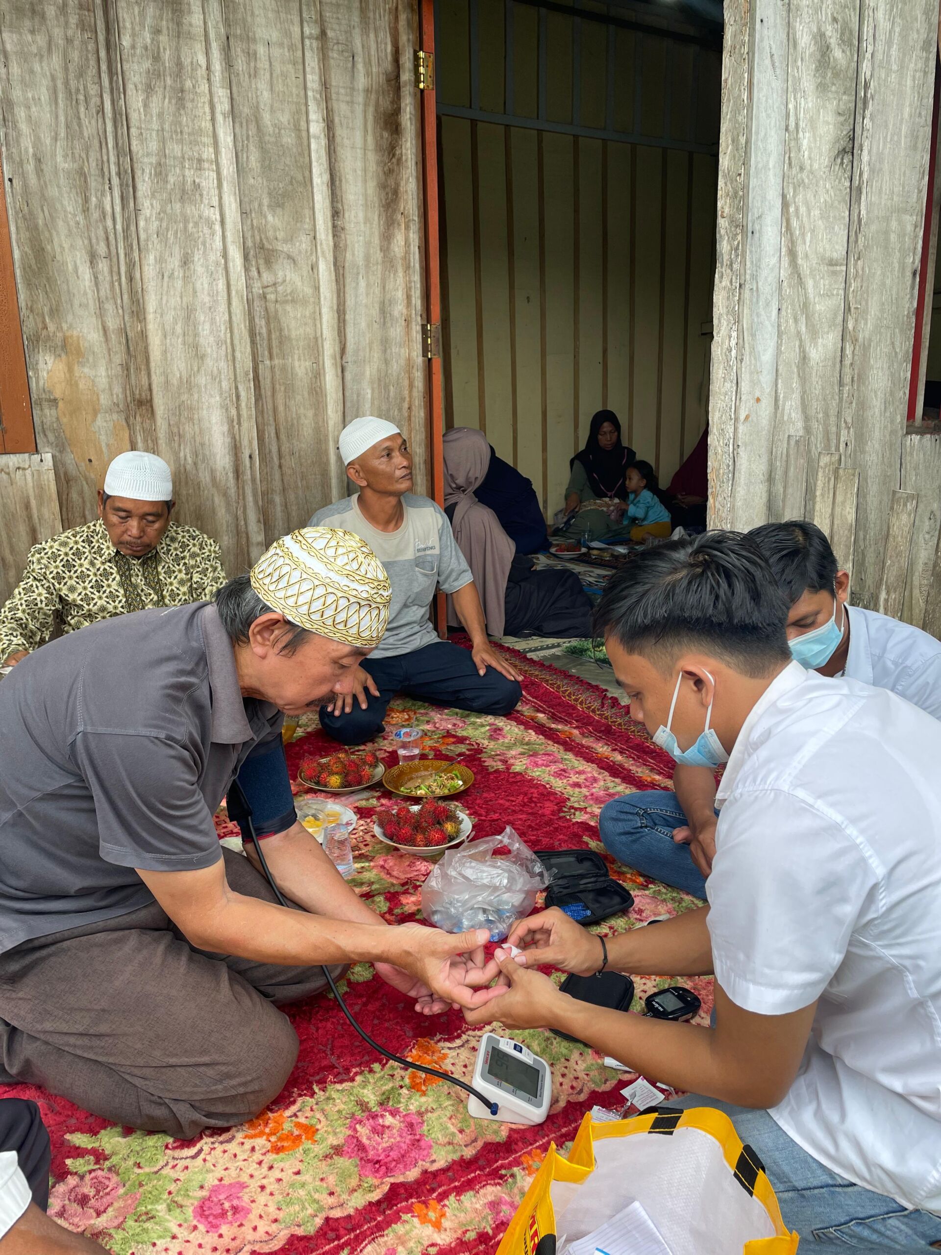 Tim Firdaus Fattah Adakan Pelayanan Cek Kesehatan Gratis di Rantau Puri.