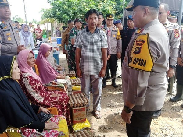 wakapolda jambi saat cek banjir di kabupaten tebo.