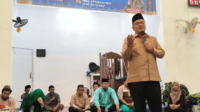 dr maulana hadiri acara isra' mi'raj di masjid al hidayah palmerah kota jambi