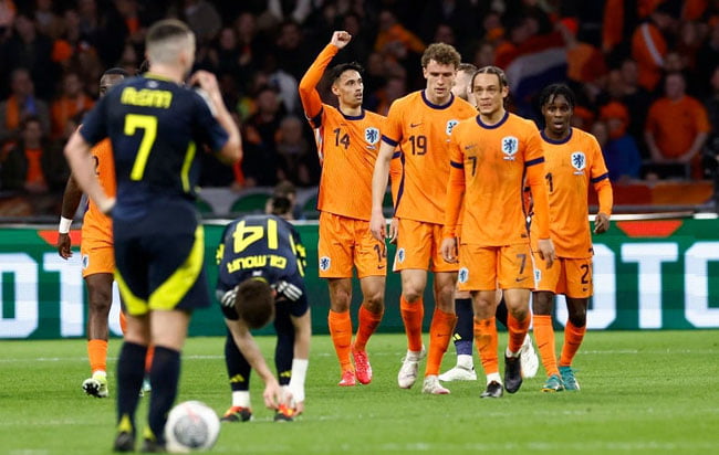 belanda bantai skotlandia