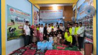 h. maulana santuni ratusan anak yatim piatu dan kaum dhuafa jambi timur h. maulana santuni ratusan anak yatim piatu dan kaum dhuafa jambi timur