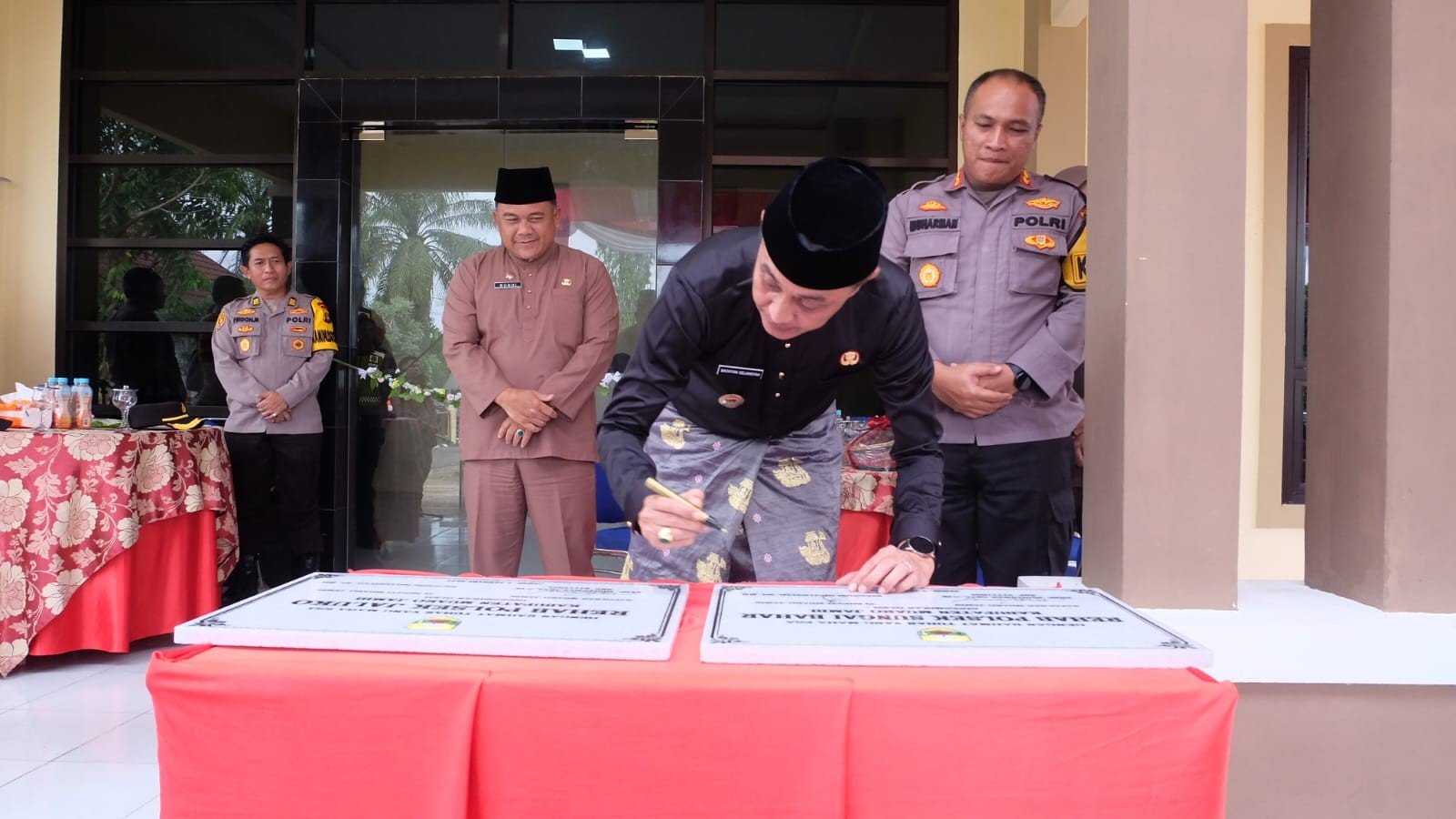 peresmian polsek jaluko peresmian polsek jaluko