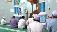 h.maulana safari ramadan di masjid al muqarrobin telanaipura