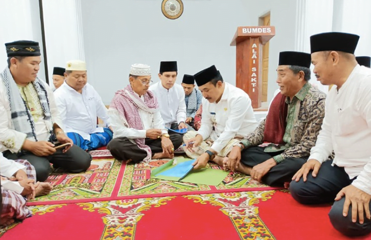 Safari Ramadhan Pemkab Kerinci di Dusun Baru Lempur. Foto: Oga/Jambiseru.com Safari Ramadhan Pemkab Kerinci di Dusun Baru Lempur. Foto: Oga/Jambiseru.com