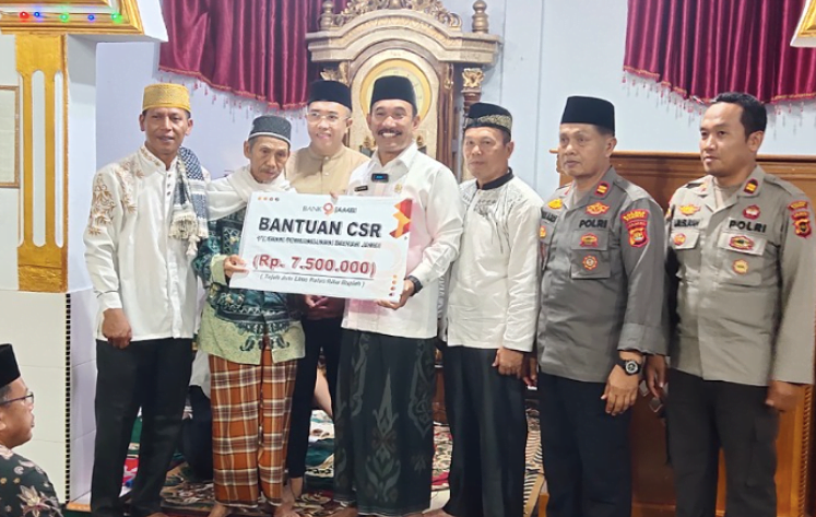 Safari Ramadhan Pemkab Kerinci di masjid Ukhwah Desa Koto Salak. Foto: Oga/Jambiseru.com Safari Ramadhan Pemkab Kerinci di masjid Ukhwah Desa Koto Salak. Foto: Oga/Jambiseru.com
