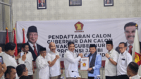 al haris saat mendaftar di dpd gerindra provinsi jambi. al haris saat mendaftar di dpd gerindra provinsi jambi.