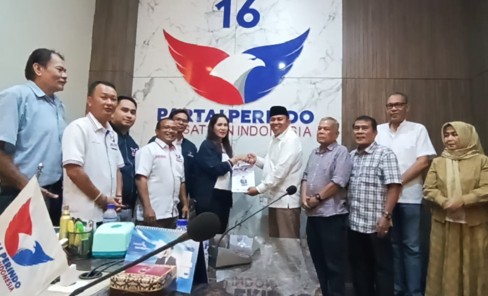 bakal calon walikota jambi, h abdul rahman atau har kembalikan formulir pendaftaran cakada di partai perindo bakal calon walikota jambi, h abdul rahman atau har kembalikan formulir pendaftaran cakada di partai perindo
