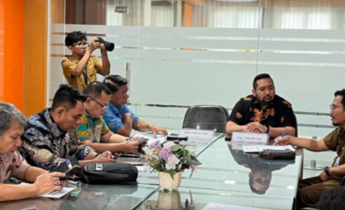 dprd provinsi jambi study banding ke provinsi kalimantan selatan mengenai prioritas pembangunan daerah dprd provinsi jambi study banding ke provinsi kalimantan selatan mengenai prioritas pembangunan daerah