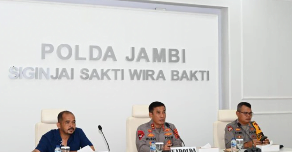 kapolda jambi ikuti rakornas pengawasan intern tahun 2024 via zoom meeting