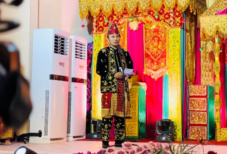 ketua dprd provinsi jambi, edi purwanto...