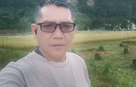 ketua forum masyarakat peduli pilkada jambi (fmp2j), syaiful bakri. ketua forum masyarakat peduli pilkada jambi (fmp2j), syaiful bakri.