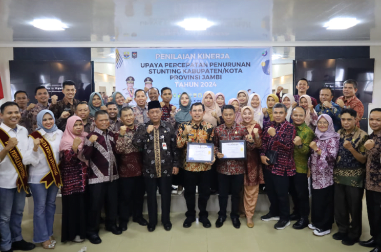 Pemkot Sungai Penuh raih juara pertama penurunan Stunting. Foto: Oga/Jambiseru.com