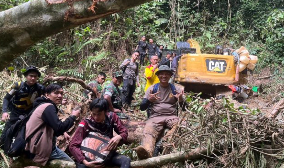 tim gabungan polda jambi tertibkan aktivitas peti di sungai telang
