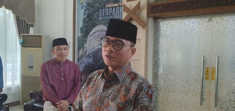 wakil ketua dpp pan yandri susanto.