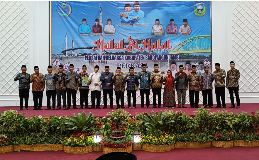 deklarasi dukungan perkasa jambi kepada al haris dan abdullah sani di pilgub jambi 2024 2029. deklarasi dukungan perkasa jambi kepada al haris dan abdullah sani di pilgub jambi 2024 2029.