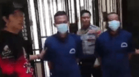 dua tersangka pengeroyok bos rental mobil ditahan di mapolres pati, dua tersangka pengeroyok bos rental mobil ditahan di mapolres pati,