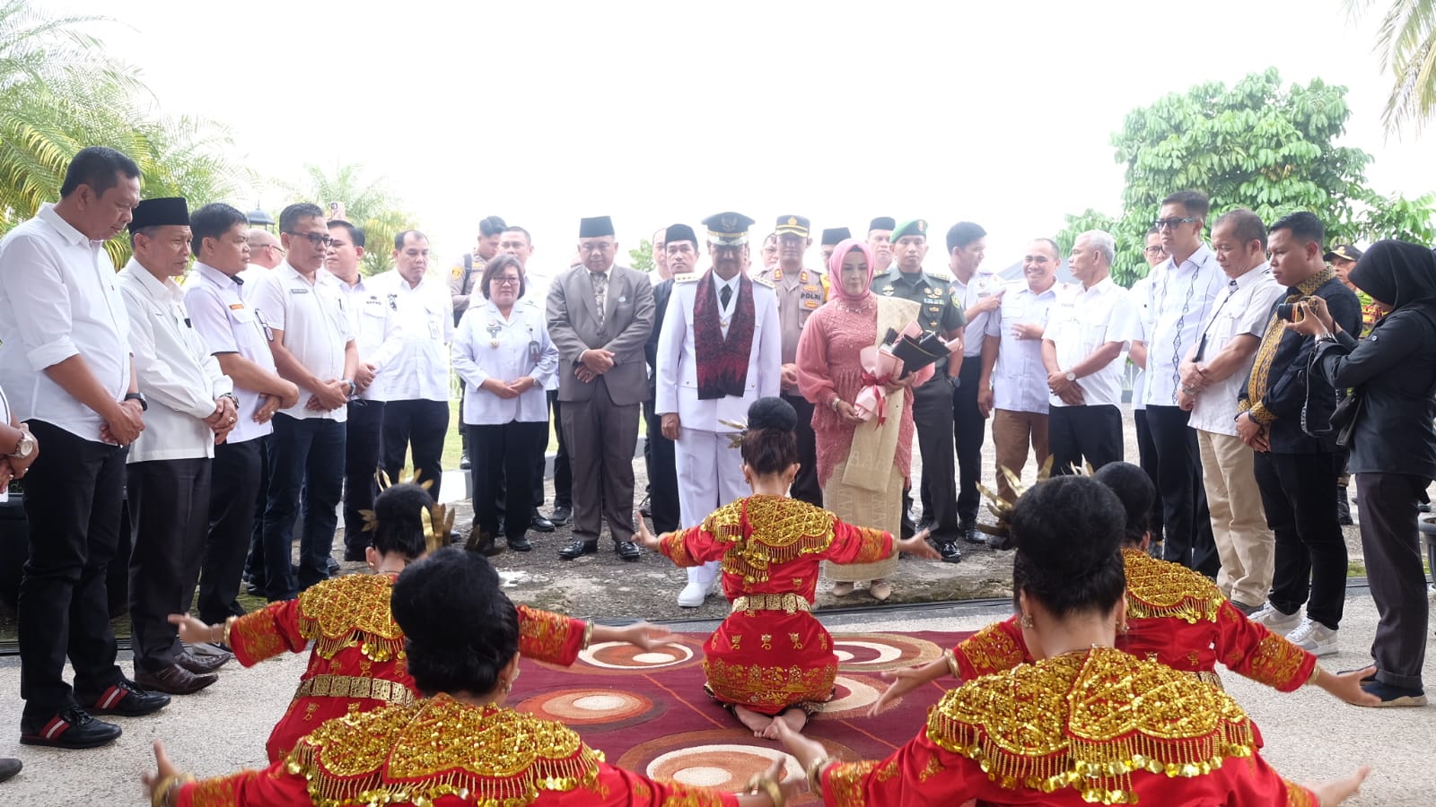 huni rumah dinas