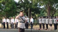 Kapolres Merangin Ruri Roberto pimpin upacara dan tabur bunga di Taman Makam Pahlawan dalam rangka memperingati hari Bhayangkara ke-78. Senin (24/6/2024).