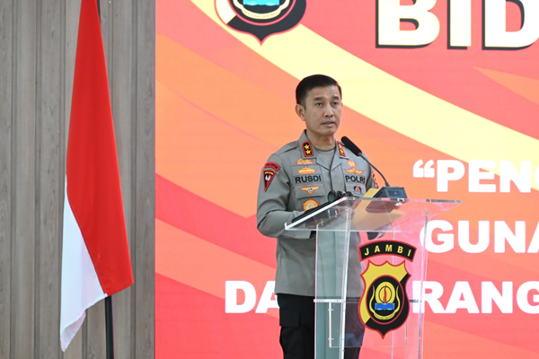 kapolda jambi, irjen pol rusdi hartono hadiri dan buka kegiatan penyuluhan hukum dan rakernis bidkum polda jambi tahun 2024 kapolda jambi, irjen pol rusdi hartono hadiri dan buka kegiatan penyuluhan hukum dan rakernis bidkum polda jambi tahun 2024