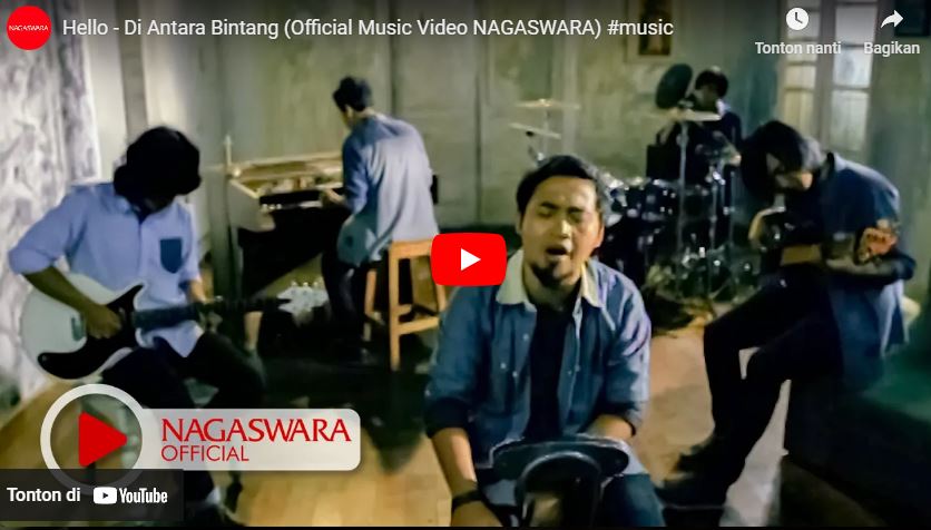 lagu di antara bintang hello band.