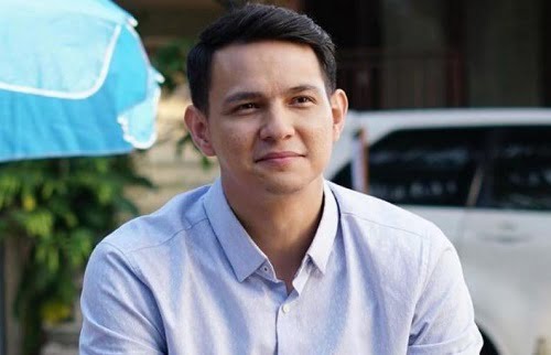 marcell darwin serius dalami islam dibantu istri hafalkan ayat kursi