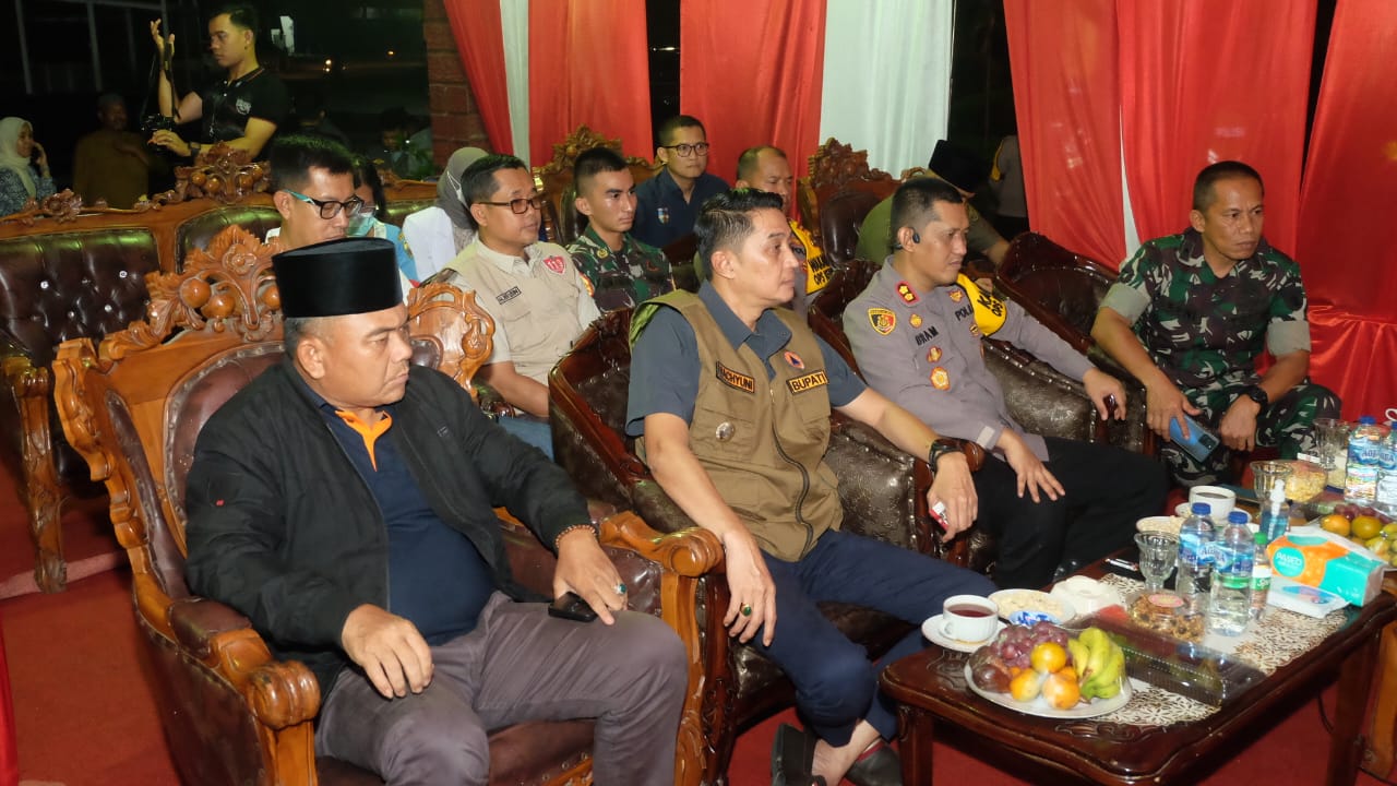 mengulas arus mudik mengulas arus mudik