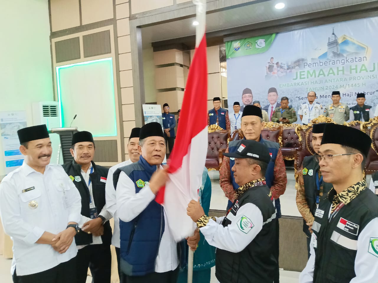 pelepasan calon jamaah haji pelepasan calon jamaah haji