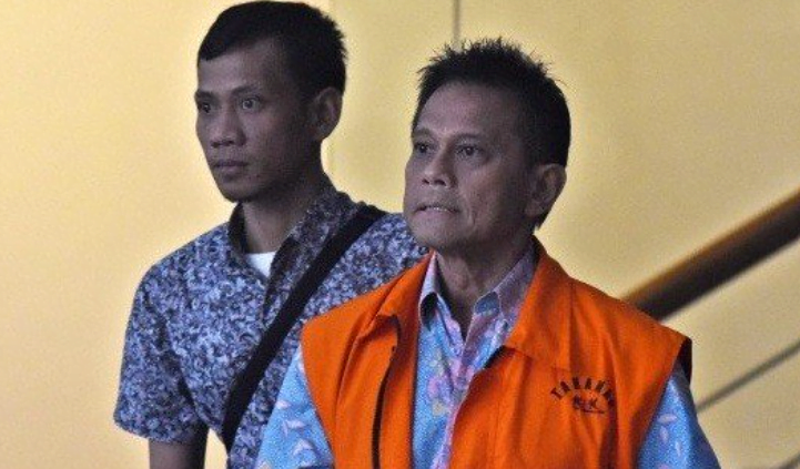 pendiri dan mantan direktur utama pt mugi rekso abadi, soetikno soedarjo dituntut hukuman 6 tahun penjara kasus pengadaan pesawat garuda.