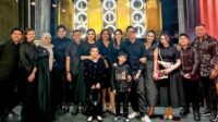 saksikan azriel lamar sarah menzel, krisdayanti terharu