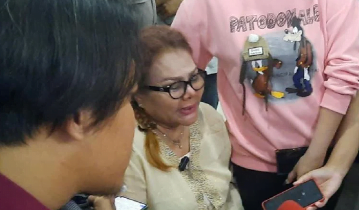 stres berat, ibu virgoun akui alami 2 kali sesak napas usai anak ditangkap polisi stres berat, ibu virgoun akui alami 2 kali sesak napas usai anak ditangkap polisi