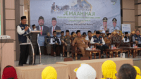 wakil gubernur jambi, abdullah sani saat lepas jch kloter 22.