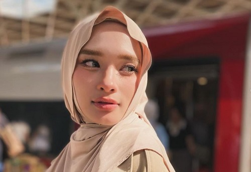 inara rusli pernah minta virgoun masuk ke pesantren jika mau rujuk
