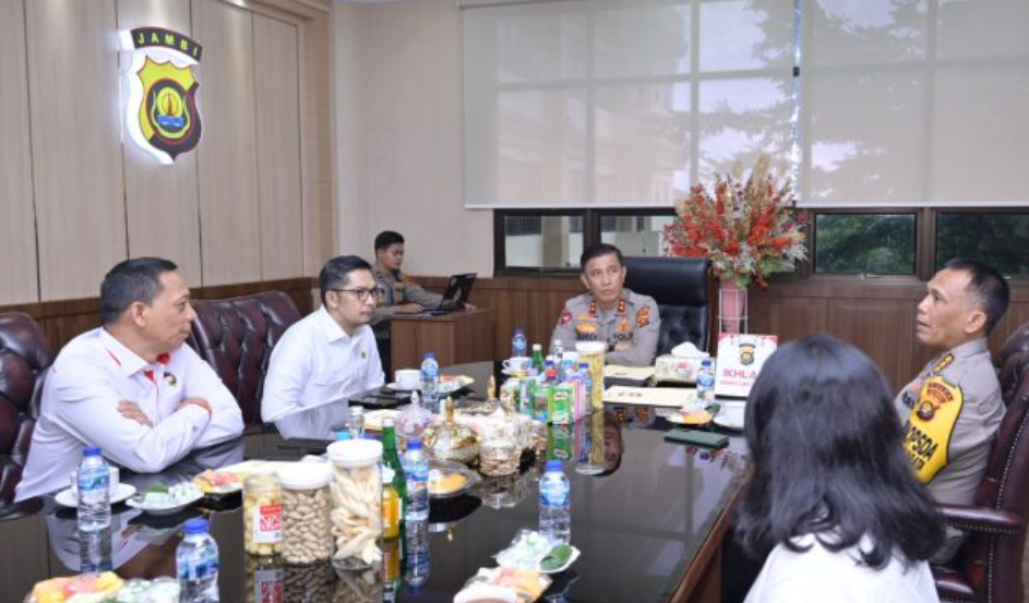 kapolda jambi silaturahmi bersama tim kompolnas ri kapolda jambi silaturahmi bersama tim kompolnas ri
