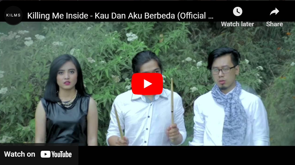 lagu kau dan aku berbeda killing me inside.