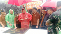 menparekraf sandiaga uno mengunjungi desa balleangin, kecamatan balocci, kabupaten pangkajene dan kepulauan (pangkep), sulawesi selatan