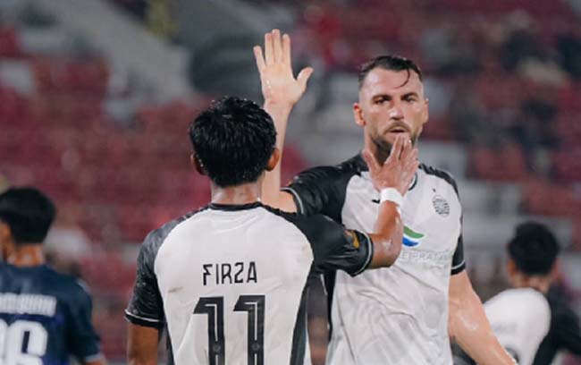 persija tekuk madura united persija tekuk madura united