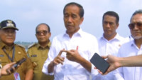 presiden jokowi belum bisa dipastikan berkantor di ikn bulan ini. sebab infrastruktur yang dibutuhkan masih disiapkan.