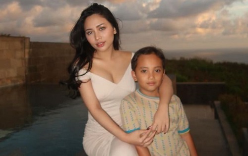 rachel vennya tulis pesan menyentuh saat antar xabiru masuk sd