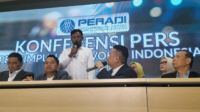 salah satu saksi kasus kematian vina, dede (kemeja putih) mengaku membuat kesaksian palsu