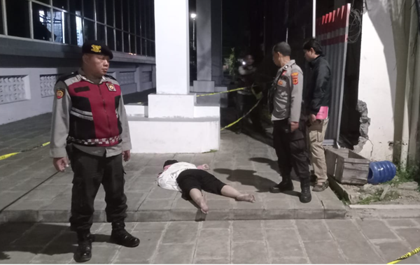 seorang mahasiswi uin jambi melakukan aksi bunuh diri seorang mahasiswi uin jambi melakukan aksi bunuh diri