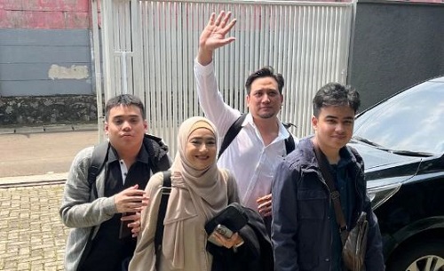 tengku firmansyah boyong keluarga pindah ke kanada tengku firmansyah boyong keluarga pindah ke kanada