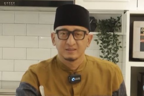 wanda hara pakai cadar ini kata ustadz zacky mirza wanda hara pakai cadar ini kata ustadz zacky mirza