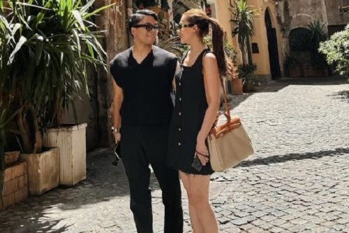 cara berpakaian aaliyah massaid saat bulan madu bikin salfok