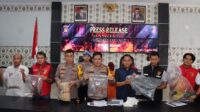 Kapolres Merangin AKBP Ruri Roberto saat memberikan keterangan pers di aula Mapolres Merangin. Jum'at (2/8/2024) Siang.