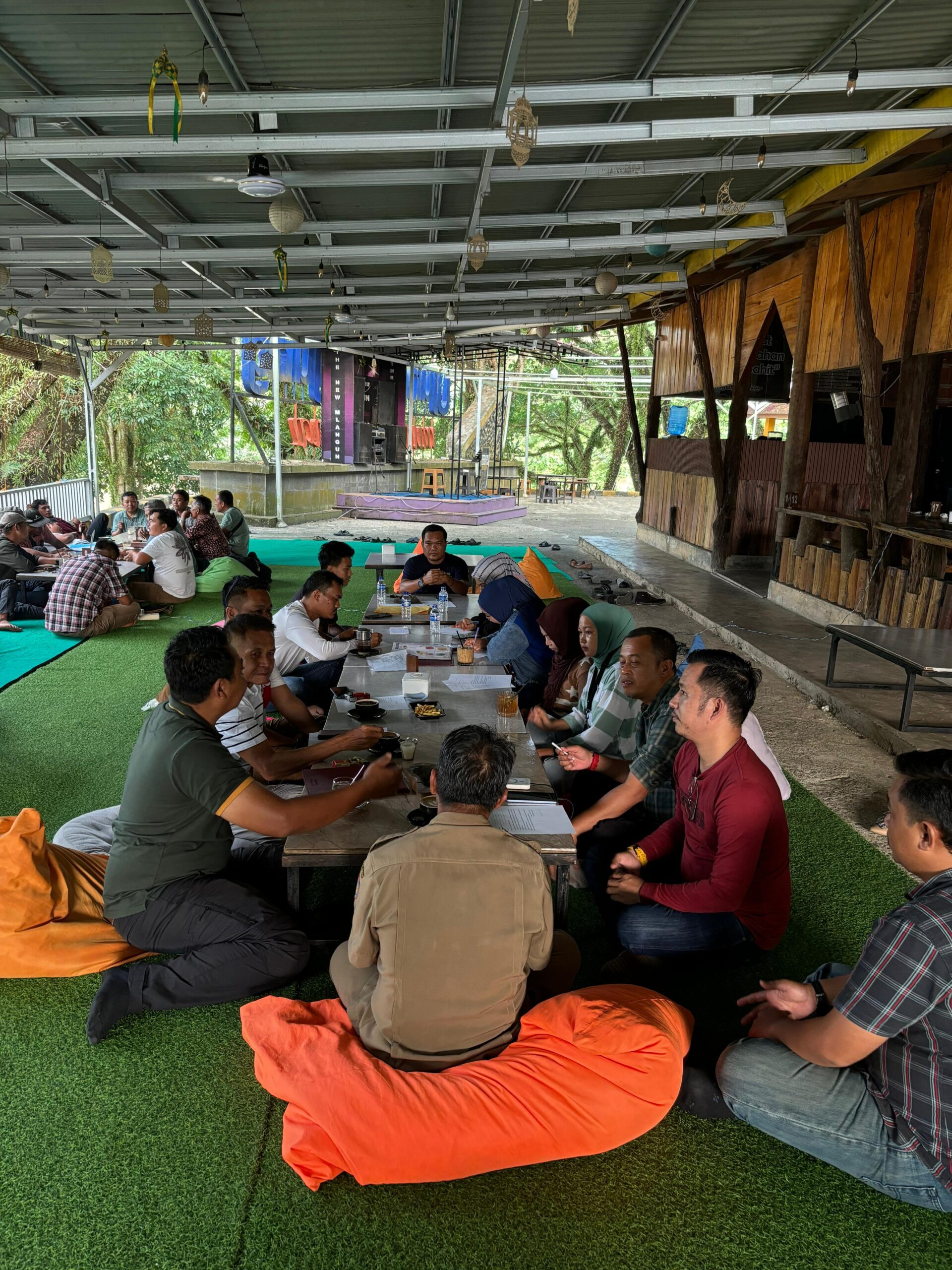 Musyawarah pengurus KORMI Merangin di New Mlangun Cofee. Senin (12/8/2024). 
